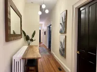 Large City Center House - 7 BEDS/2 BA w/ parking