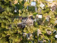 lauch3.de: yellow holiday home by the lake Hotels in Gorden-Staupitz