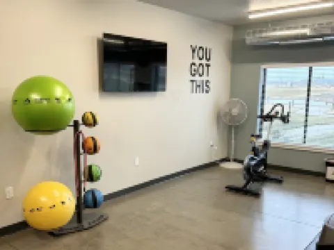 Cozy Apartment with Gym and Game Room Hotels in Waukee