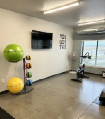 Cozy Apartment with Gym and Game Room