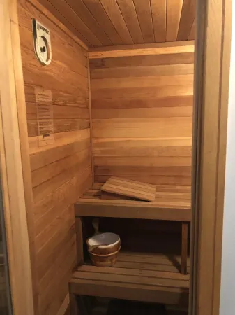 Ski, Ride,Relax, Read in this Exclusive Luxury, family friendly Vermont getaway