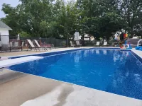 "The Love Shack" For Couples - Private Hot Tub, Meals, Pampering, Pet Sitting! Hotels in Casco Township