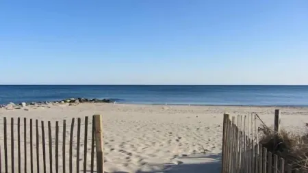 Starfish Cottage★0.4mi walk Beach & Village★Pet Friendly★Bikes★Fireplace★Firepit Отели рядом с достопримечательностью «Парк Си Вью»