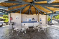 Kona Reef Resort Condo F16 - 10% Discount on 7 Day Booking