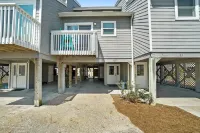 Take A Paws-Gulf View, Screen Porch, 1 min to beach, Water Filter, Hi Speed Wifi