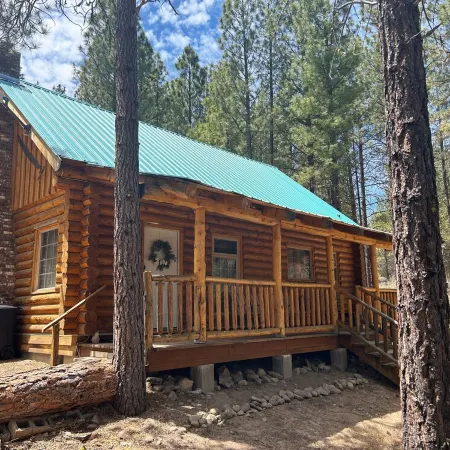 Peaceful Log Cabin - Just 45 Minutes From Beautiful Crater Lake!