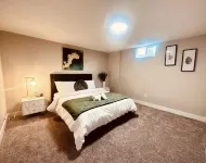 Stunning European Hideaway💝GameRoom✨Free Wine, NetFlix & Fast Wifi 💝 Hotels near Dollar Tree