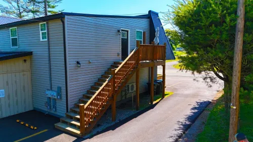 The Loft on Main Hotels in Oak Hill