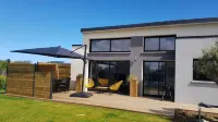 A great place to live, just a 5-minute walk from the beach!