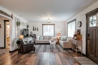 The Fir Country Cottage Hotels in Philomath