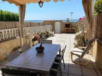 RACUNIT, our beachfront house in Cunit, between Barcelona and Tarragona.