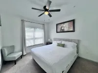 Cozy-King 1-bedroom w/pool & gym