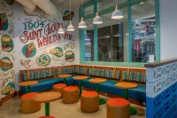 St. Louis Union Station Hotel, Curio Collection by Hilton - Family