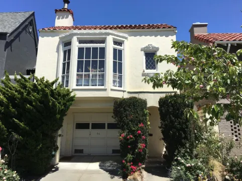 Quiet Garden Apt., geographic center of The City