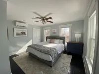 Meredith Charmer-walk to lake, town, shops, & boat launch