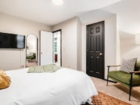 Massanutten Mountaintop, Family Fun Awaits! Hot Tub, Arcade Games, Near Slopes Hotels in Massanutten