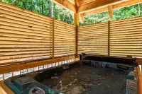 QUAIL'S NEST w/ Hot Tub - Another Day In Paradise!!!