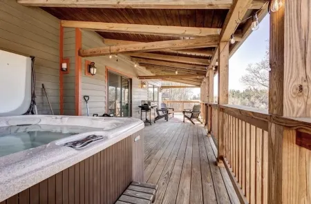 Blowing rock/mins to main st /pets/App Ski 3 miles Отели в г. Blowing Rock