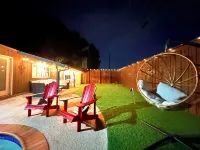Family & Large Group - Backyard Heaven, Game room, Mini Golf, Private Pool