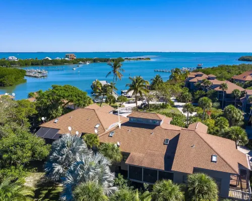 SANDY TUNDRA TOWNHOUSE, WATER-VIEWS, BOAT SLIP, PRIVATE BEACH, CLUB ACCESS Hotels in Captiva