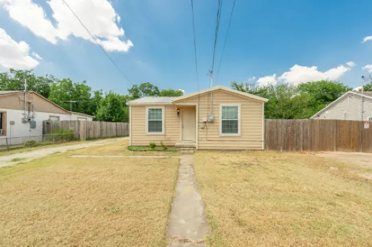 Cute updated home in Texas