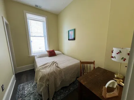 Comfy loft with views of Ashtabula River! In the center of Bridge Street!