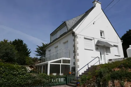 Apt. near beaches and golf course in quiet residential area close to shops Отели в г. Пленёф-Валь-Андре