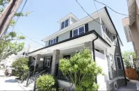 Beautiful Ship Lap Condo in the Heart of Wildwood Hotels in 