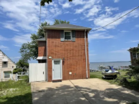 Chesapeake Bay Waterfront Home with Private Beach, Stunning Views