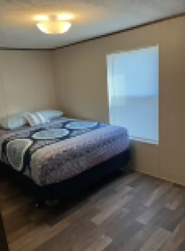 Nautical Sun 3/2 Close to Front Beach