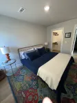 The Benton - Warmly decorated, cozy apartment in downtown Bentonville