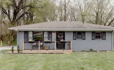 Cozy Eclectic Family-Friendly Home in Jeffersonville, Near Louisville Kentucky