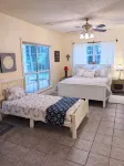 Private Guest House 20 Minutes from U of A