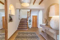 Villa Miranda with private heated pool and fantastic views!