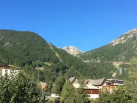 Charming Duplex Apartment Serre Chevalier 1400