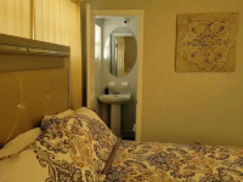 Large house Jacuzzi Tub in Master bedroom Hotels in Cocoa