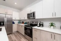 Chic 3BR Resort-Style Retreat