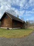 Private 100 Acre Wilderness Haven 2 minutes from the Grove City Premium Outlets
