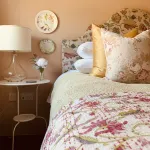 Carters Yard C13th Cottage in the centre of the historic village of Kimbolton