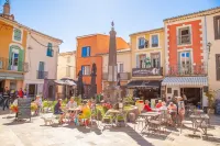 Vias: Agréable Appartement de 50 m2 au Calme Entre mer et Village Hotels in Vias