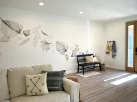 Kolea Landing Modern Beach House w/ Double Suite and Third Bedroom Option