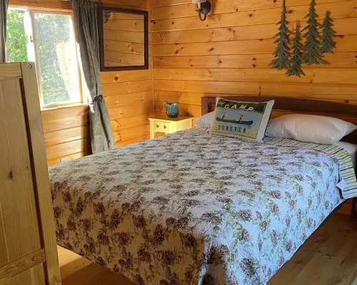 Heartland Camp on Quimby Pond Hotels in Rangeley