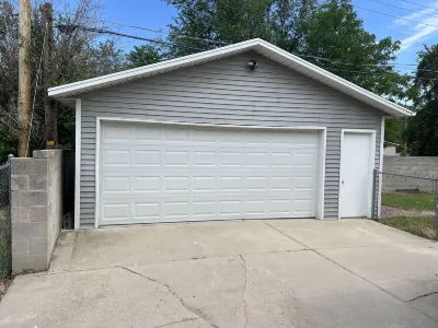Charming 5 BR home centrally located in SLC area! Hotel dekat Millcreek Canyon Winter Gate