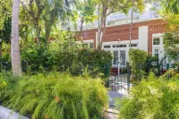 Hemingway Hideaway in the Truman Annex