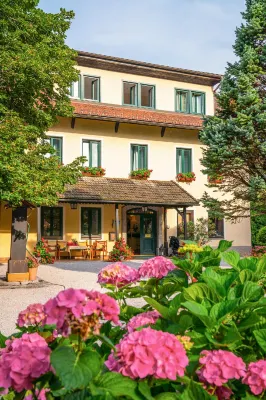 Inselhotel Faakersee
