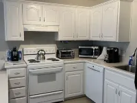 Bright Condo With Views & Easy Access to CDA River. Minutes From Gondola! ケロッグのホテル