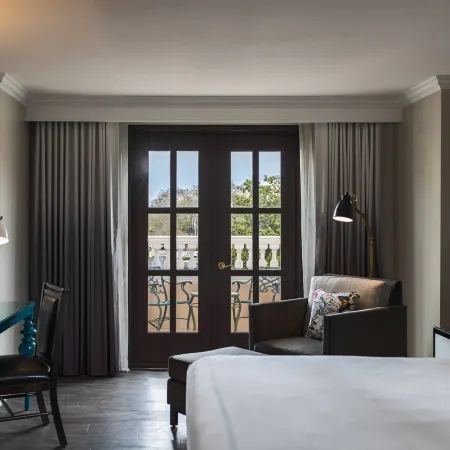 The Lindy Renaissance Charleston Hotel