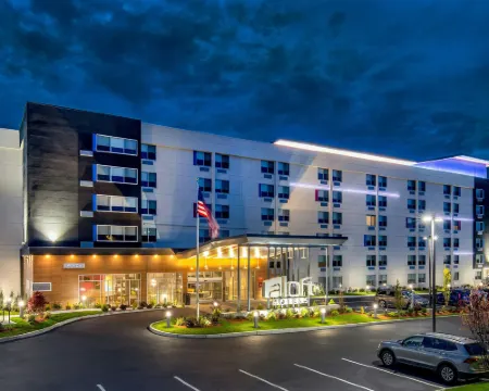 Aloft Framingham Hotels in Framingham