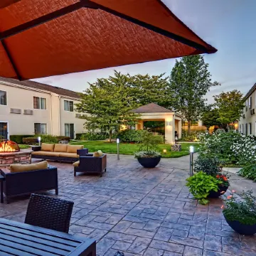 Courtyard Eugene Springfield