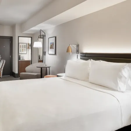 Crowne Plaza INDIANAPOLIS-DWTN-UNION STN by IHG